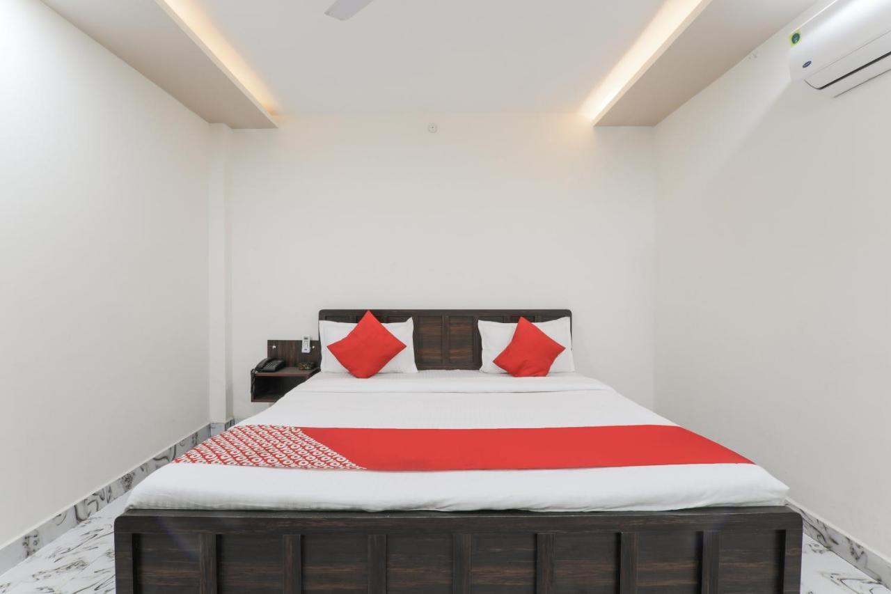 Hotel O Aastha Near Chaudhary Charan Singh International Airport Bijnaur Esterno foto